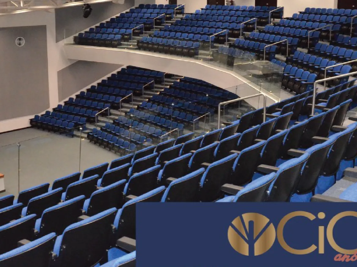 Butacas del auditorio principal del CIC ANDE